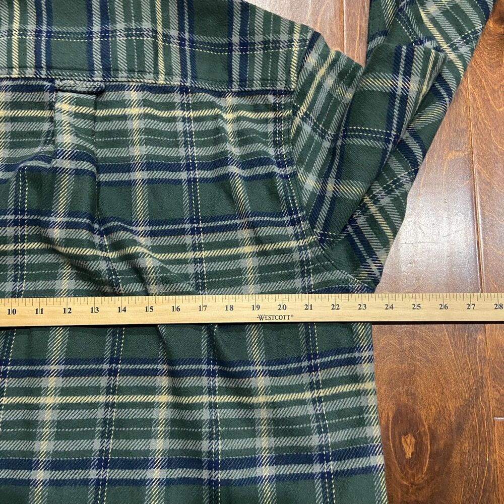 Woolrich Outdoors Hunter Green Plaid Flannel Button Up Shirt NWT Men's Large - Picture 7 of 8